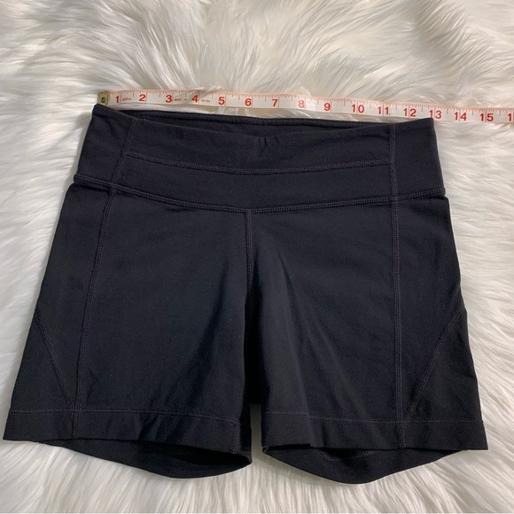 Athleta kickbooty 2 yoga workout shorts black size small - Picture 10 of 11